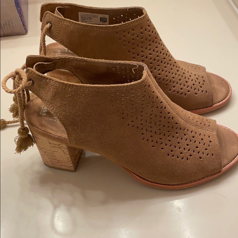 Tom’s Sandals